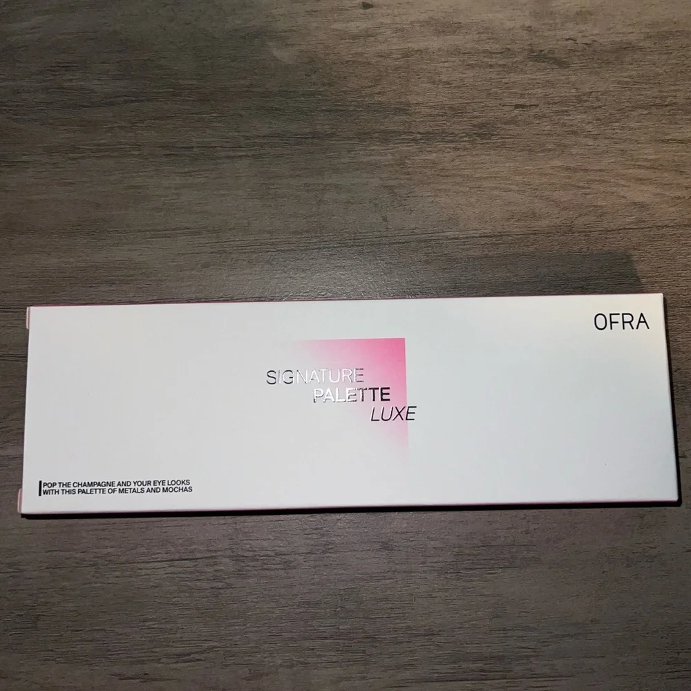 OFRA COSMETICS: Signature Luxe Palette